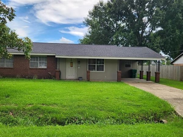 13 RIVERPARK Drive, Hahnville, LA 70057