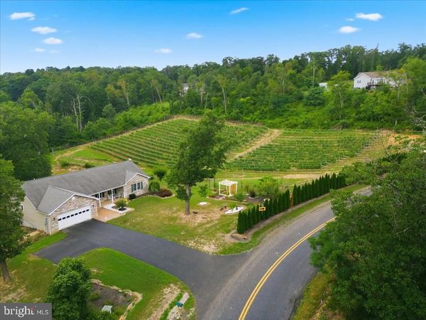 1309 REDLAND ROAD, CROSS JUNCTION, VA 22625