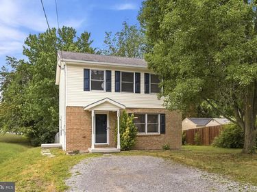 100 OAKMONT CIRCLE, WINCHESTER, VA 22602