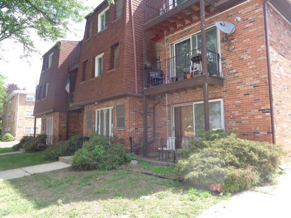 9729 S Ridgeland Avenue , Unit 302, Oak Lawn, IL 60453
