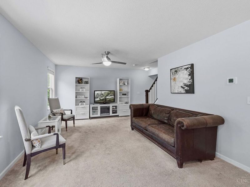 1181 Arbor Springs Drive, Hamilton, OH 45013 Photo 12