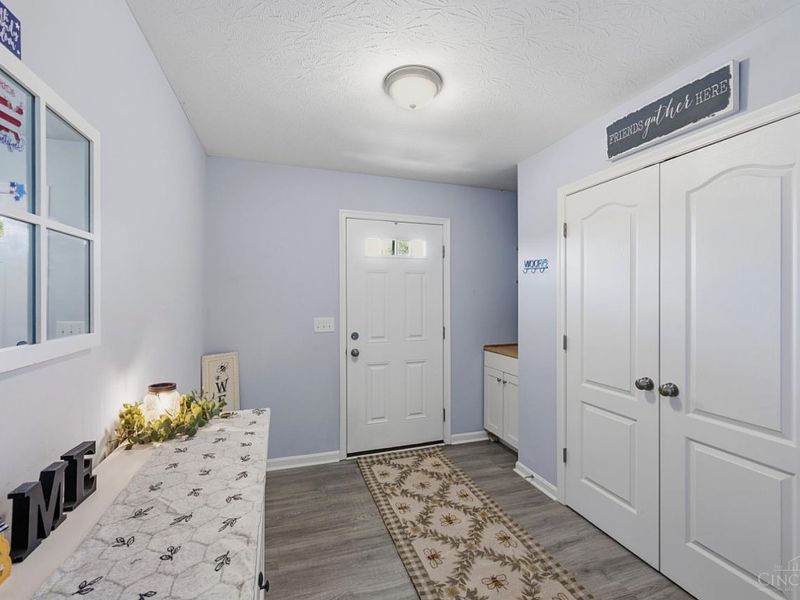1181 Arbor Springs Drive, Hamilton, OH 45013 Photo 3