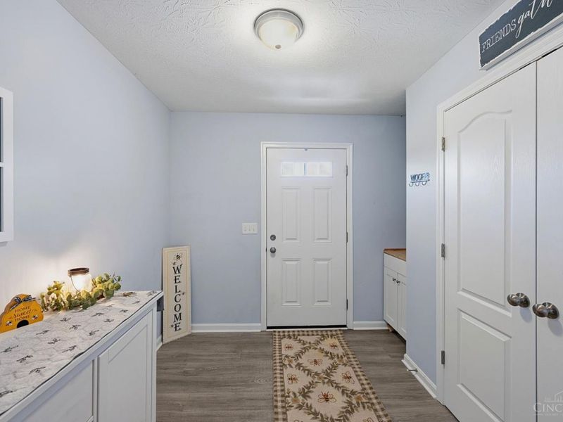 1181 Arbor Springs Drive, Hamilton, OH 45013 Photo 4