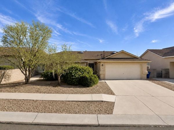 8015 Escarpment Avenue NW, Albuquerque, NM 87120