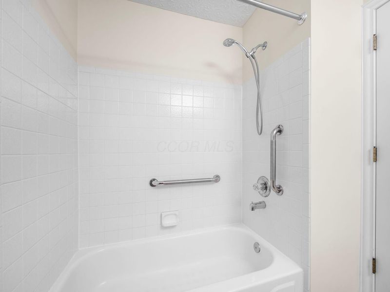 366 Crescent Court, Westerville, OH 43081 Photo 27