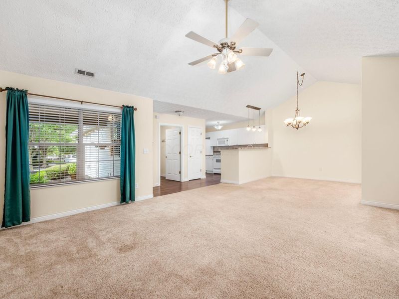 366 Crescent Court, Westerville, OH 43081 Photo 5