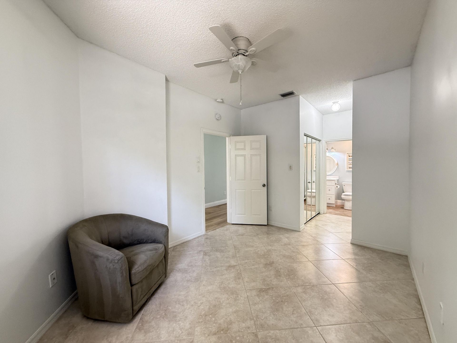 225 N Lakeshore Drive, Hypoluxo, FL 33462 Photo