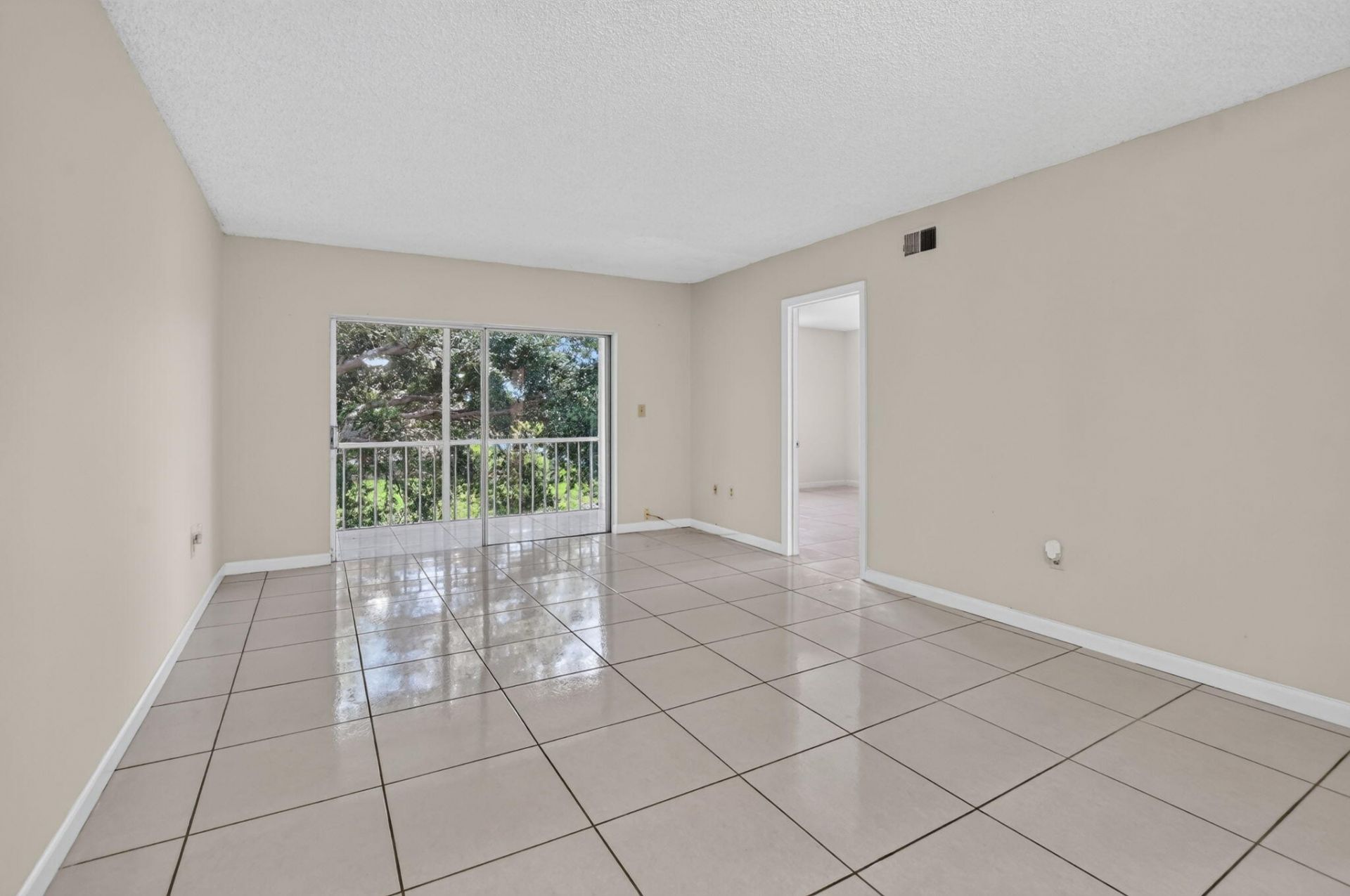 9826 Marina Boulevard, Unit 1029, Boca Raton, FL 33428 Photo