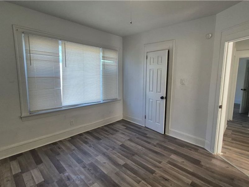 8511 Jeffries Avenue, Cleveland, OH 44105 Photo 6