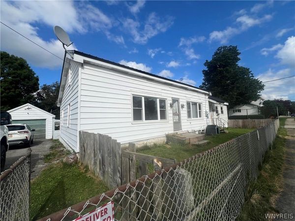9716 Mckinstry Road, Machias, NY 14101