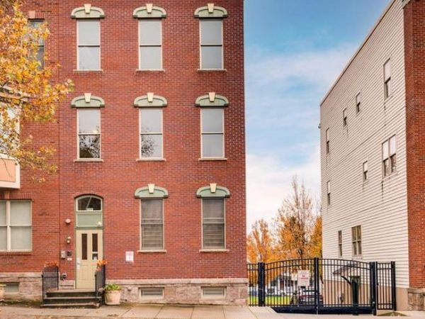 1016 B PENN STREET, READING, PA 19602