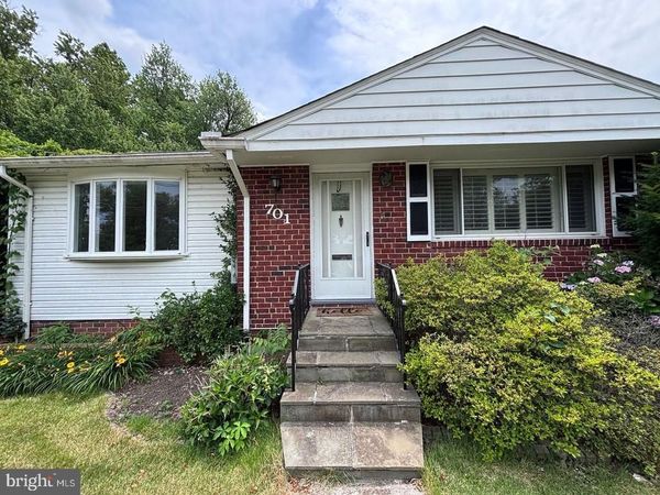 701 ROBERT ROAD , ROCKVILLE, MD 20850