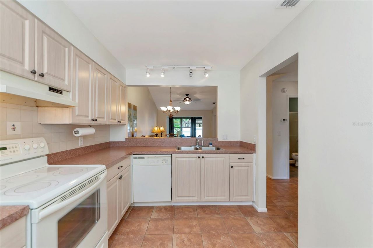 6023 27th Street W, Bradenton, FL 34207 Photo
