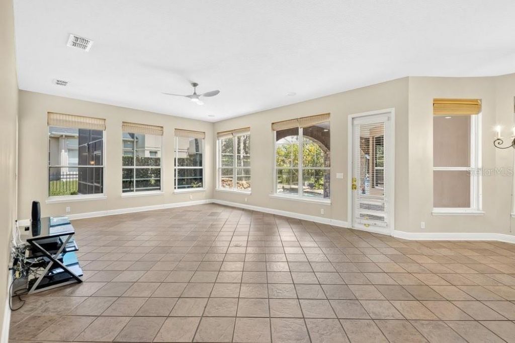 6658 Vista Park Boulevard, Orlando, FL 32829 Photo
