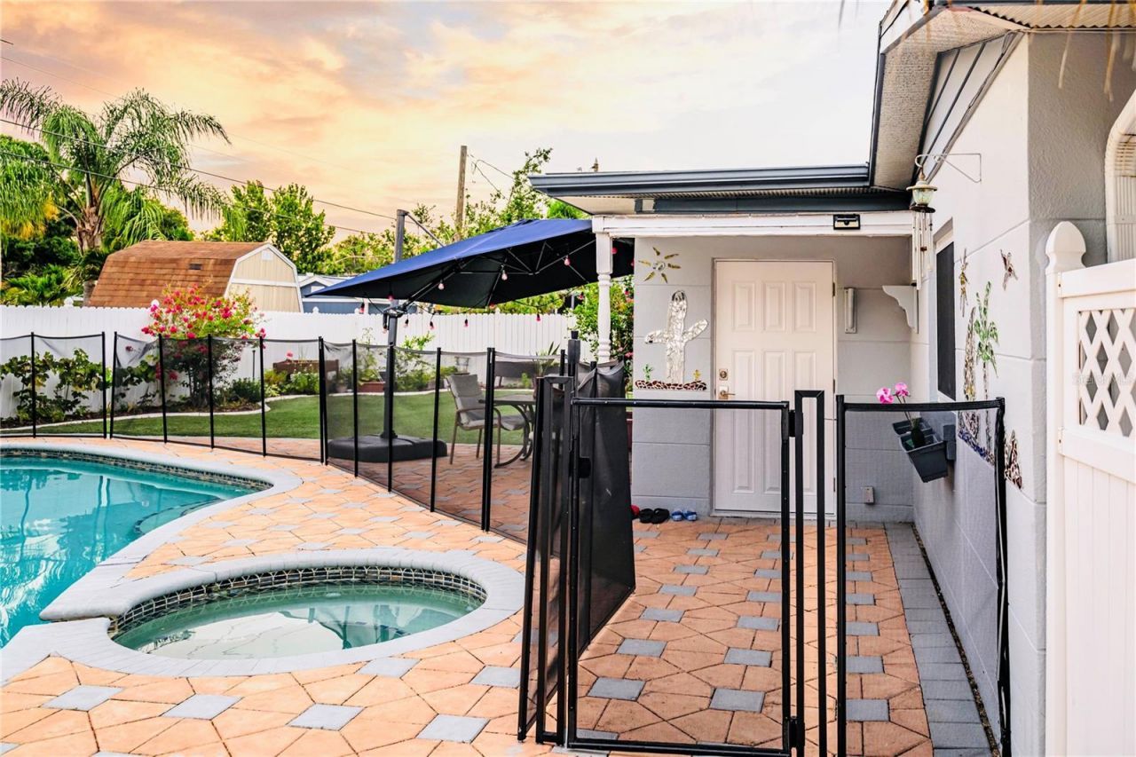 898 Corvette Drive, Largo, FL 33771 Photo