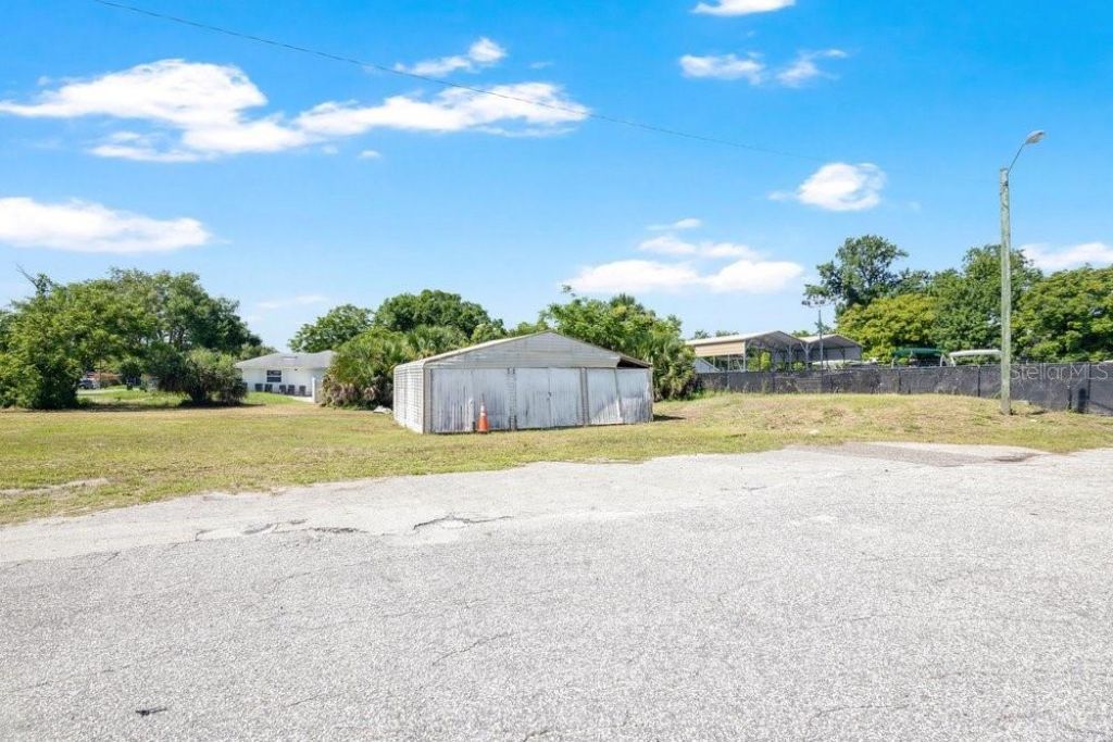 9710 E Colonial Drive, Orlando, FL 32817 Photo