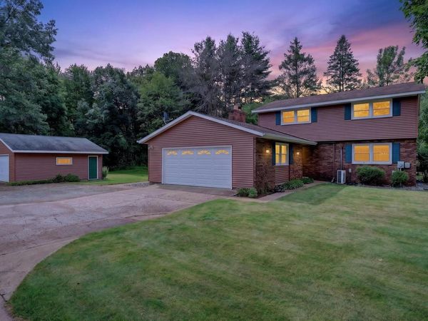 2001 GREEN TREE ROAD, Junction City, WI 54443