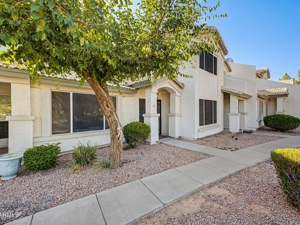 4805 E KACHINA Trail, Unit 15, Phoenix, AZ 85044