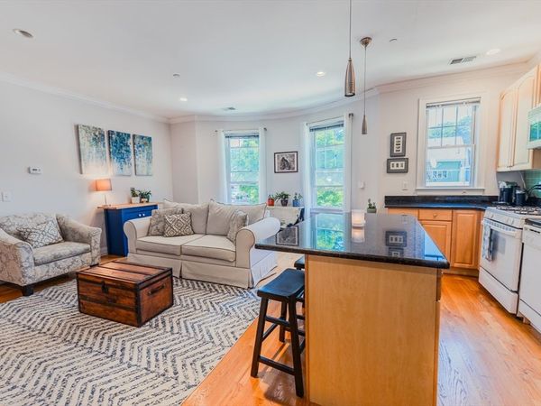 146 Clifton Street, Unit 6, Malden, MA 02148