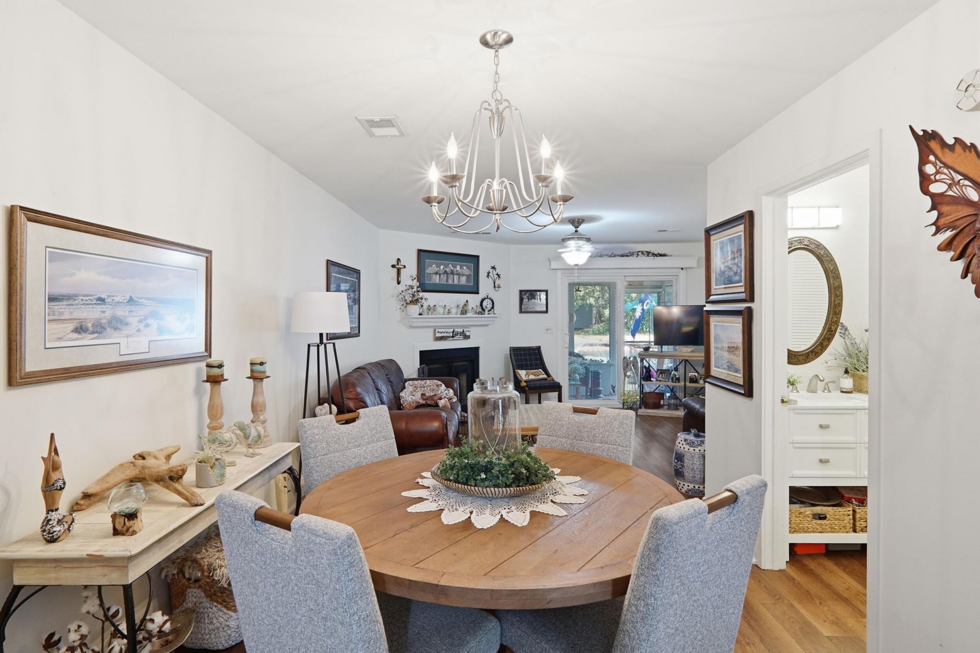 7875 Champion Way Photo 10