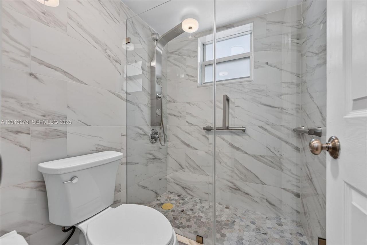 10300 Coral Way, Unit C25, Miami, FL 33165 Photo
