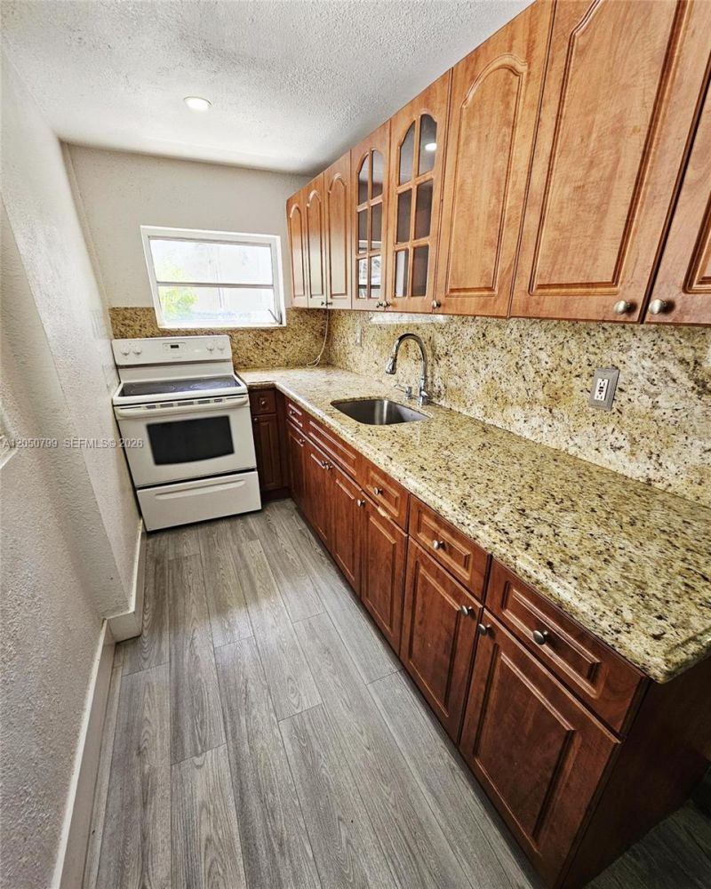 464 E 13 St , Unit 464, Hialeah, FL 33010 Photo