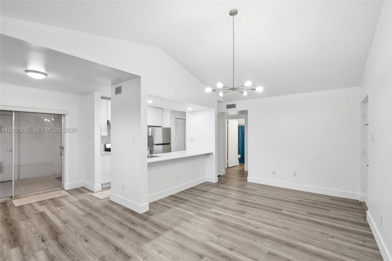 15330 SW 106th Ter, Unit 915, Miami, FL 33196 Photo