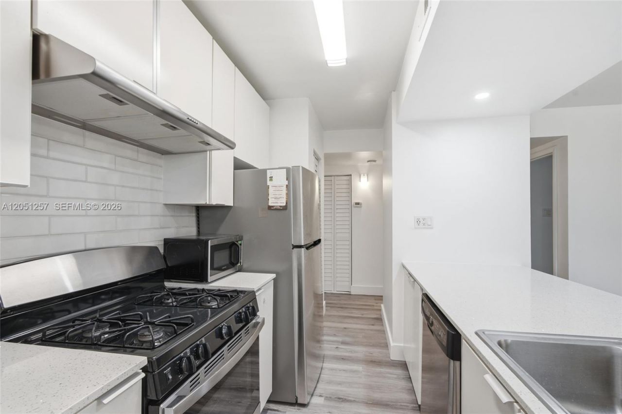15330 SW 106th Ter, Unit 915, Miami, FL 33196 Photo