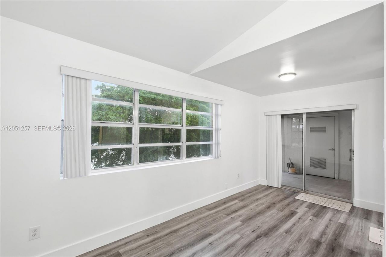 15330 SW 106th Ter, Unit 915, Miami, FL 33196 Photo