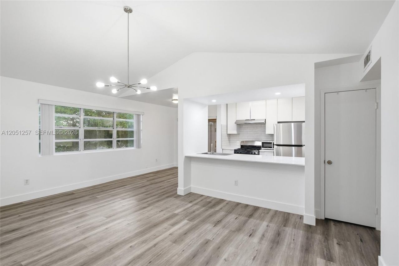 15330 SW 106th Ter, Unit 915, Miami, FL 33196 Photo
