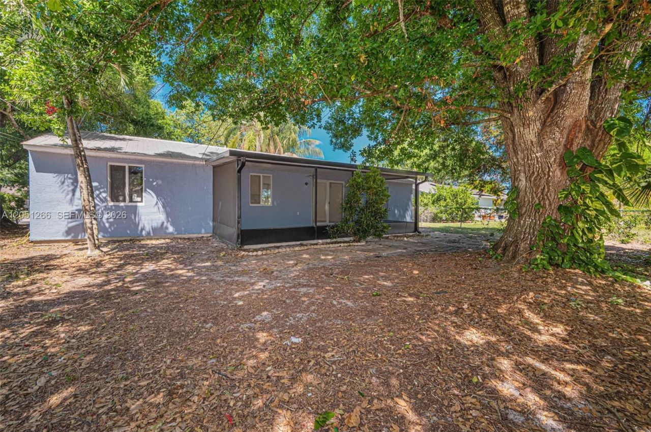 3185 SW Crumpacker St, Port Saint Lucie, FL 34953 Photo