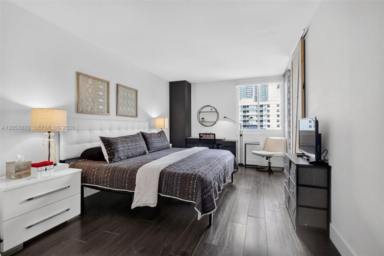 850 N Miami Ave , Unit W-1202, Miami, FL 33136 Photo