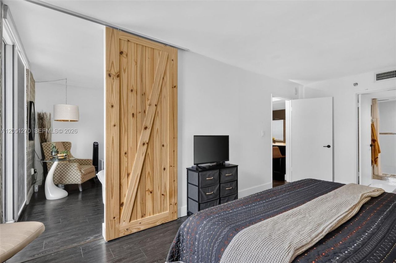 850 N Miami Ave , Unit W-1202, Miami, FL 33136 Photo