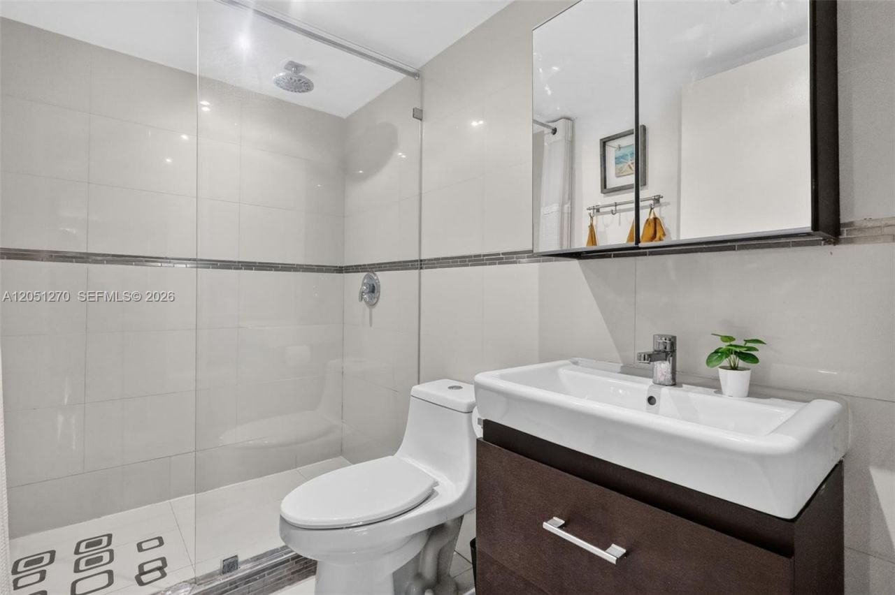 850 N Miami Ave , Unit W-1202, Miami, FL 33136 Photo
