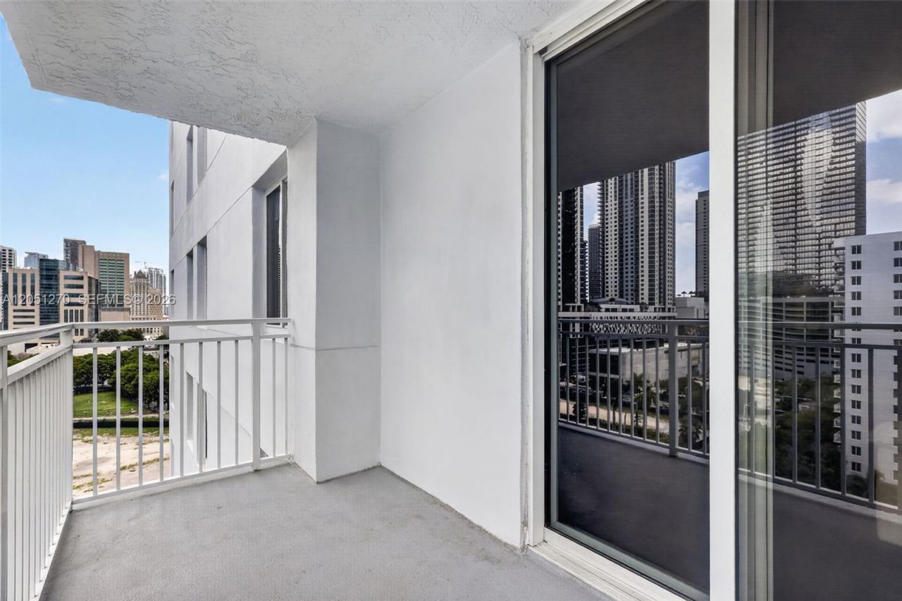 850 N Miami Ave , Unit W-1202, Miami, FL 33136 Photo
