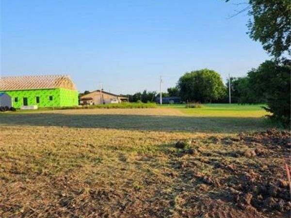 42 S Linn Valley Drive, Linn Valley, KS 66040