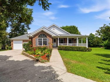 1043 Burnell Drive, Berea, KY 40403