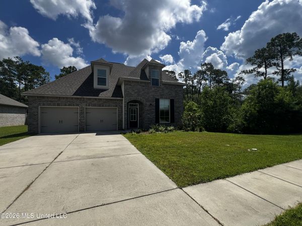 6952 Osprey Drive, Ocean Springs, MS 39564