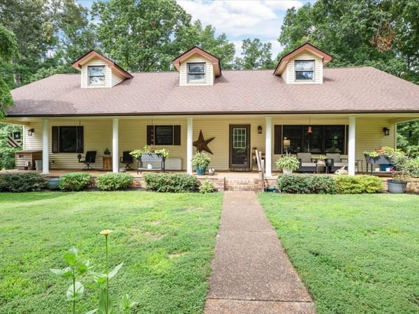 6400 Bakerville Rd , Waverly, TN 37185