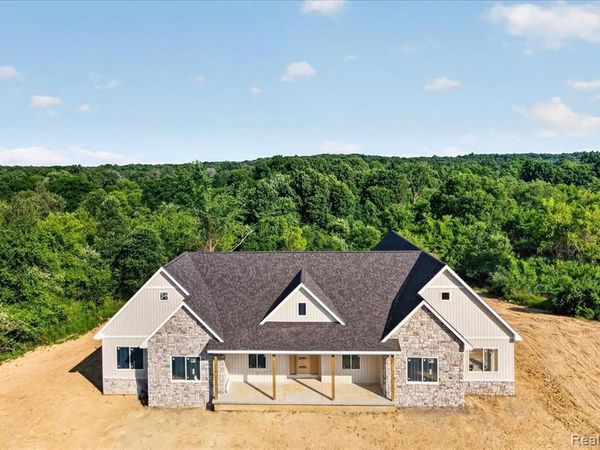 5000 Metamora Ridge, Metamora Twp, MI 48455