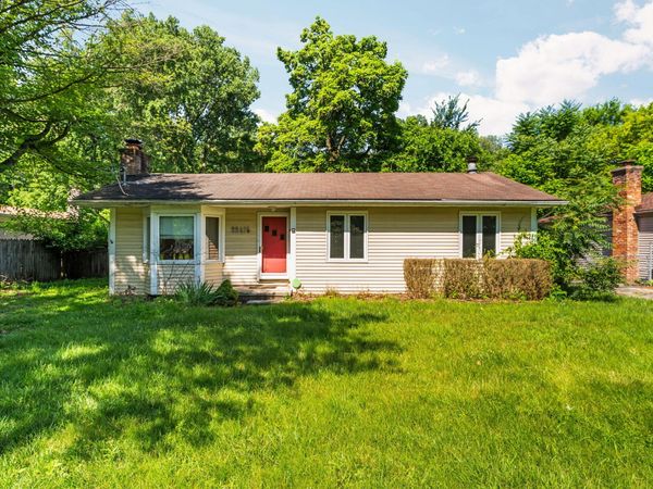 22475 Nancy Avenue, Southfield, MI 48033