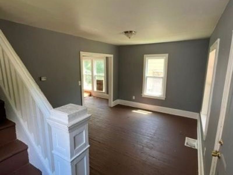 435 Windsor Street, Akron, OH 44306 Photo 2