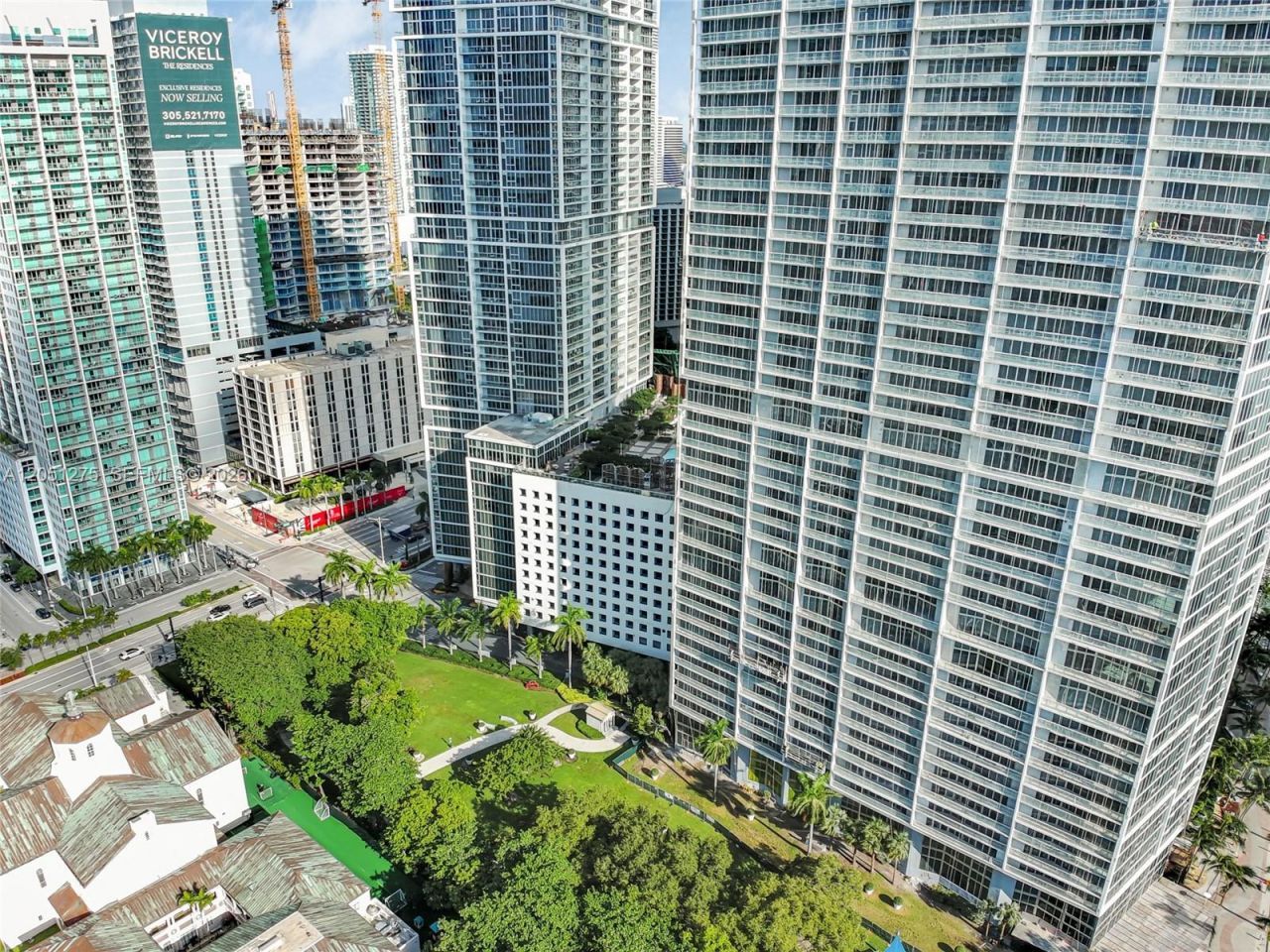 475 Brickell Ave, Unit 3111, Miami, FL 33131 Photo