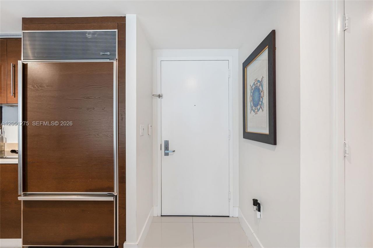 475 Brickell Ave, Unit 3111, Miami, FL 33131 Photo