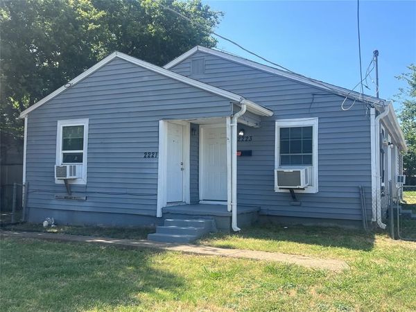 2223 Houston Street, Grand Prairie, TX 75050