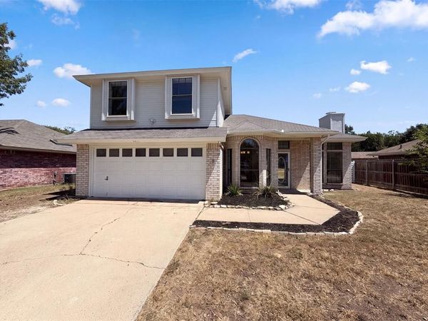 6612 Lakeside Drive, Lake Worth, TX 76135
