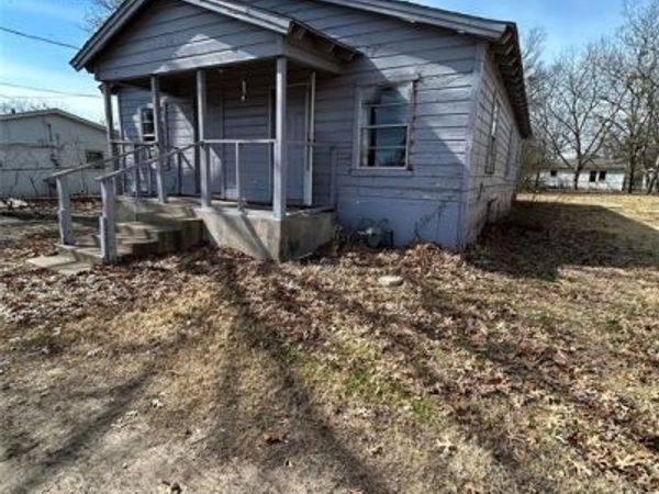 1116 S Catherine Street, Terrell, TX 75160