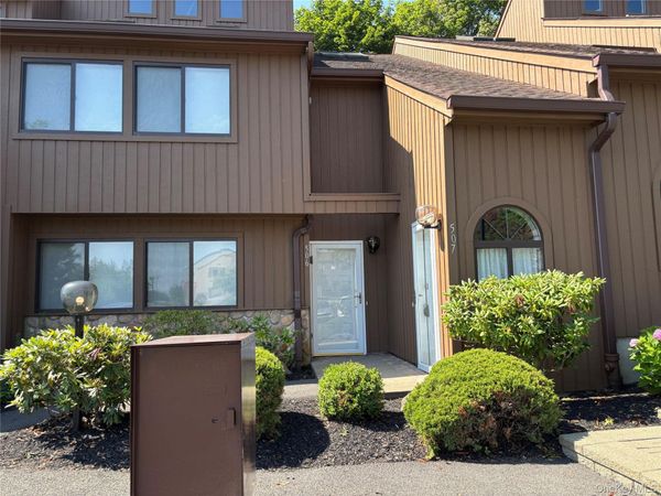 507 Scenic Lane , Poughkeepsie, NY 12603