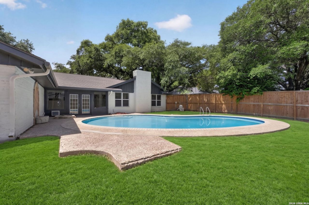 721 Balfour Dr, Windcrest, TX 78239 Main Photo