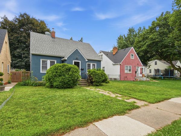 1828 Bush Avenue E, Saint Paul, MN 55119